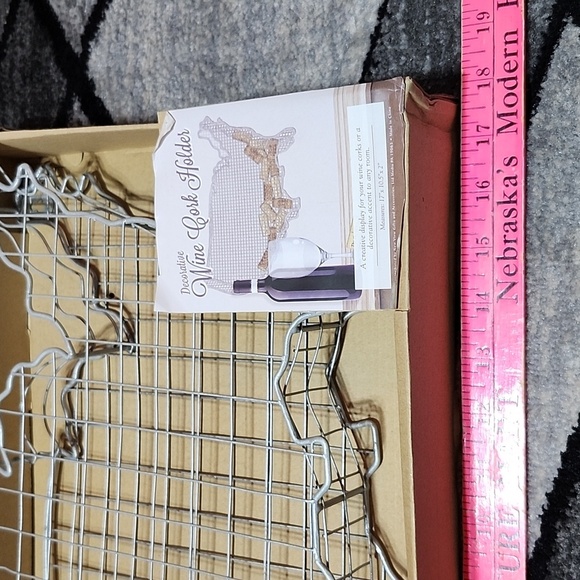 UNITED STATES WINE CORKS CHAMPAGNE CORKS MEMORIES WALL DISPLAY DECORATIVE HOLDER - Picture 9 of 13